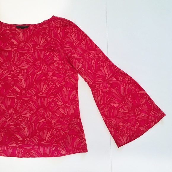 4/$20 Banana Republic Floral Bell Sleeve Top Sz S - Picture 4 of 7
